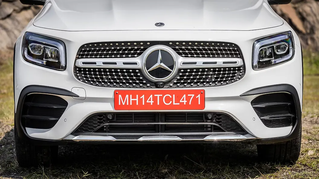 GLB Rear Parking Sensor Image, GLB Photos in India - CarWale