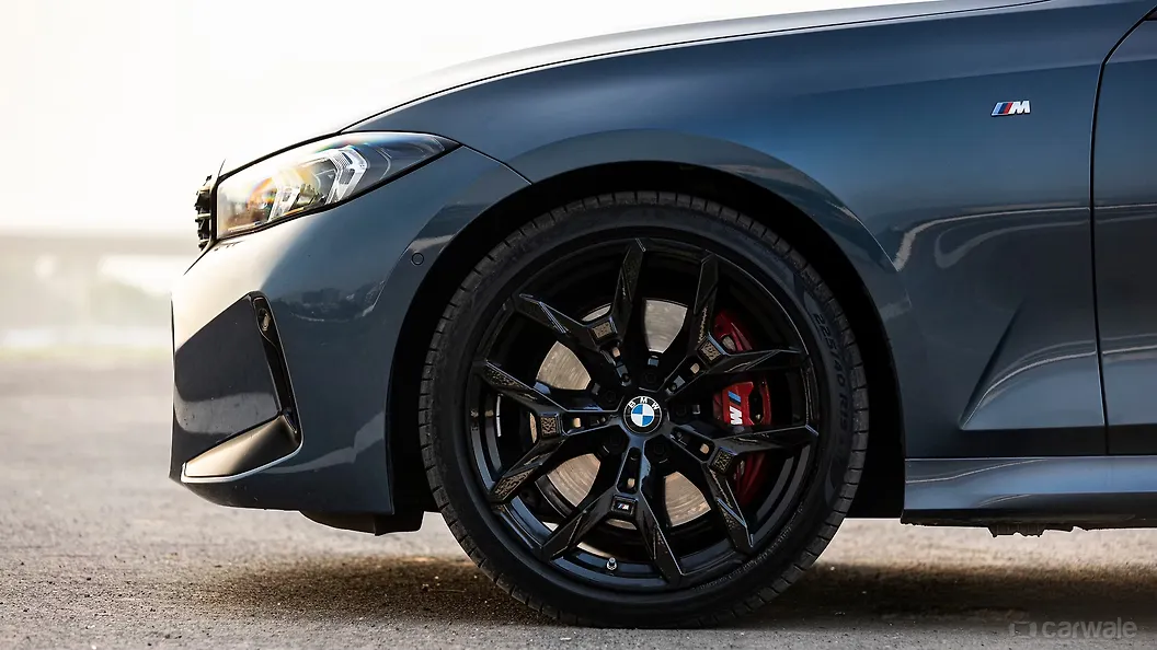 BMW M340i Front Fender
