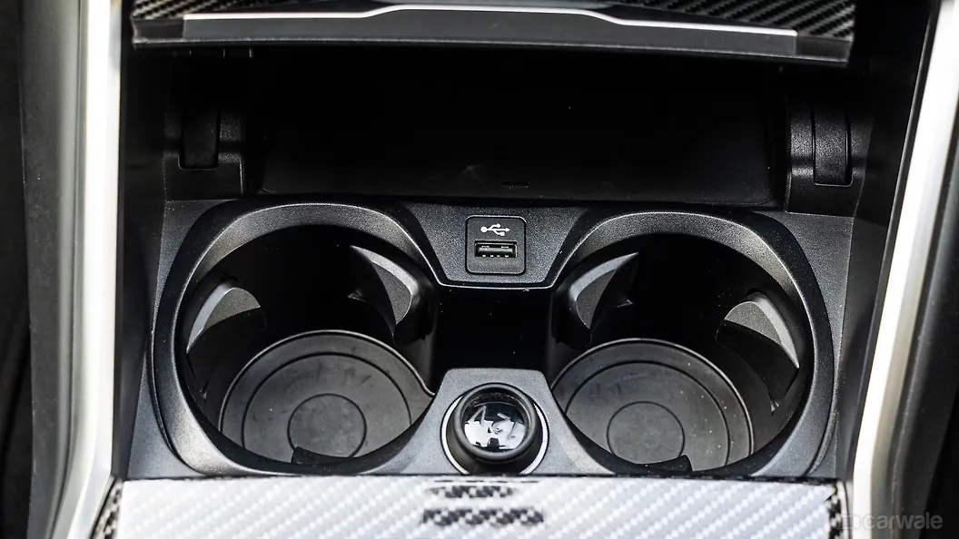 BMW M340i Cup Holders