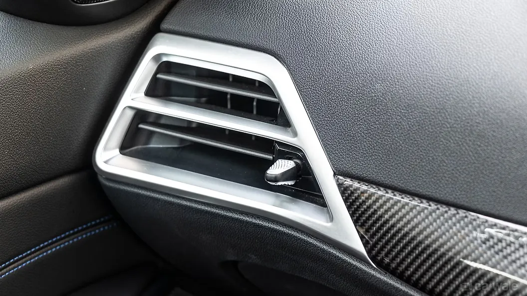 BMW M340i Front Passenger Air Vent