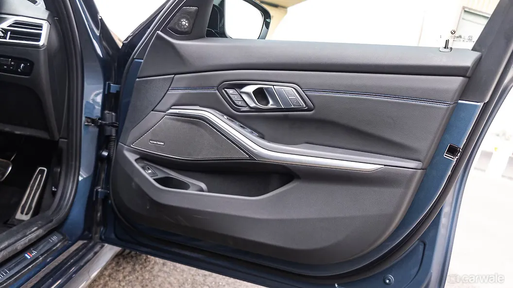 BMW M340i Front Right Door Pad