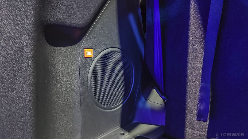 Toyota Innova Hycross Rear Speakers