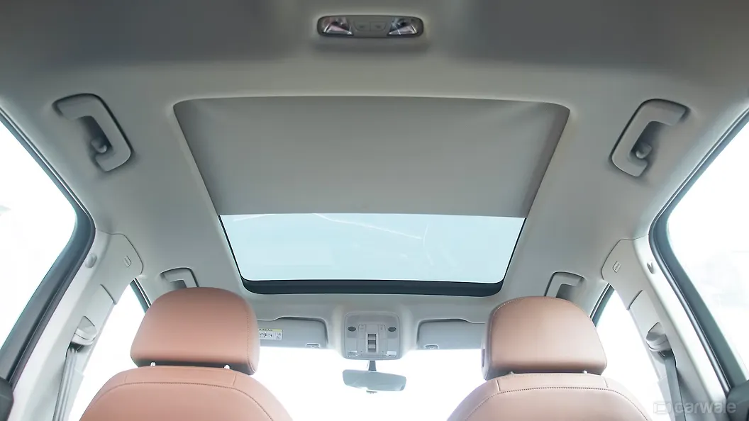 Q3 Sunroof/Moonroof Image, Q3 Photos in India CarWale