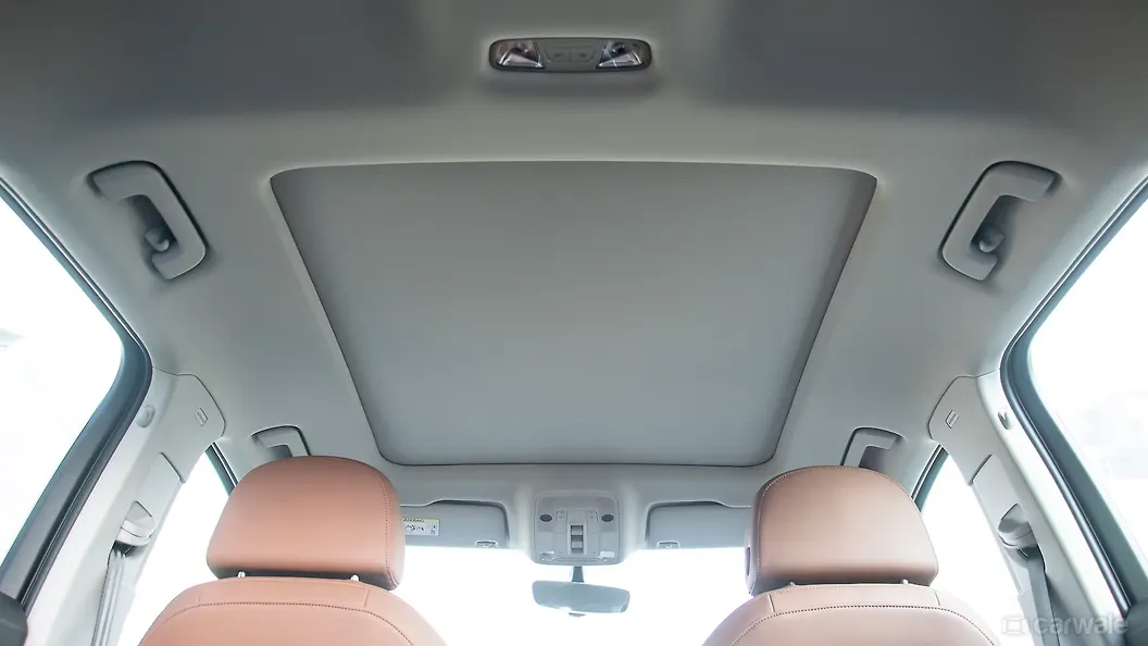 Q3 Sunroof/Moonroof Image, Q3 Photos in India CarWale