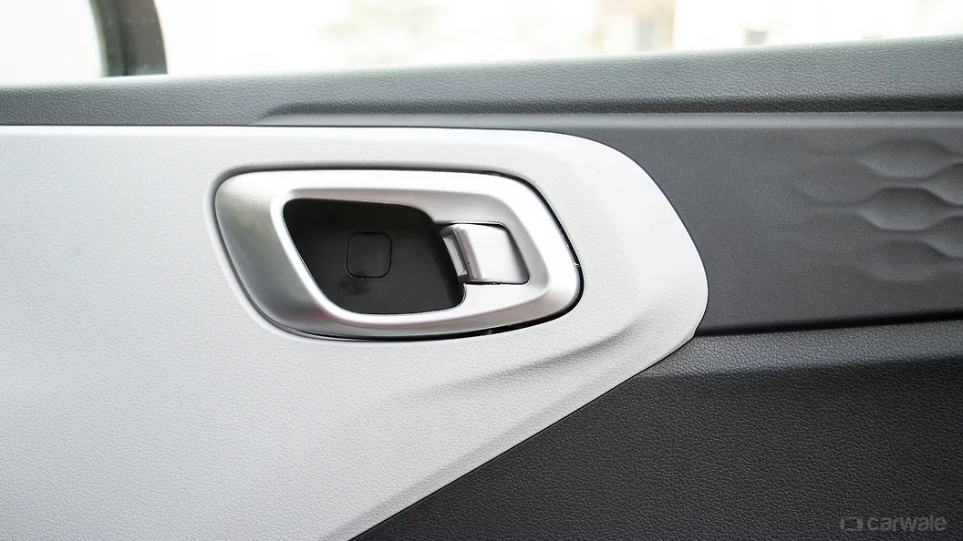Grand i10 Nios Front Right Door Pad Handle Image, Grand i10 Nios Photos in India CarWale