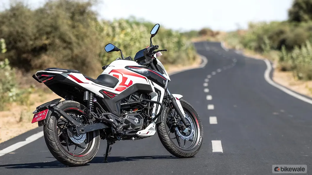 Matter AERA Right Rear Three Quarter