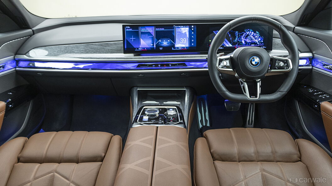 BMW i7 Dashboard