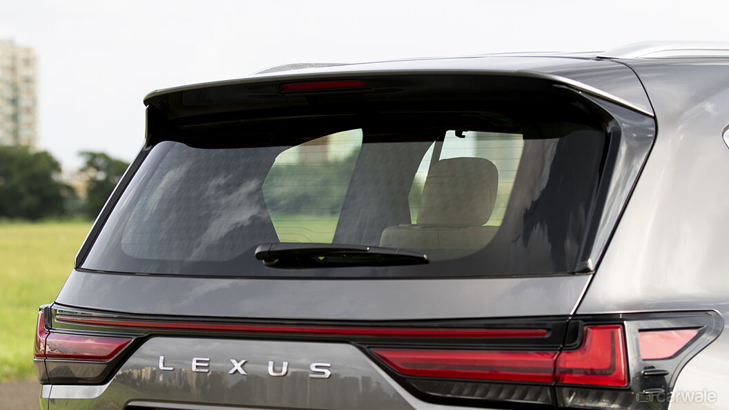 Lexus LX Rear Windshield/Windscreen