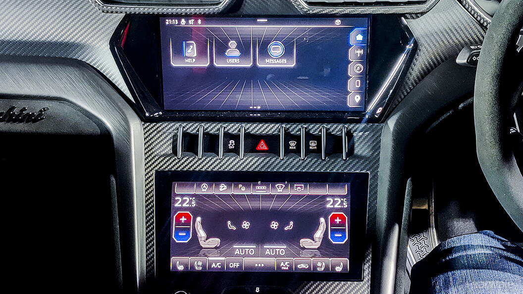Lamborghini Urus Performante Infotainment System