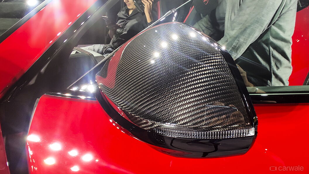 Lamborghini Urus Performante Outer Rear View Mirror ORVM Controls