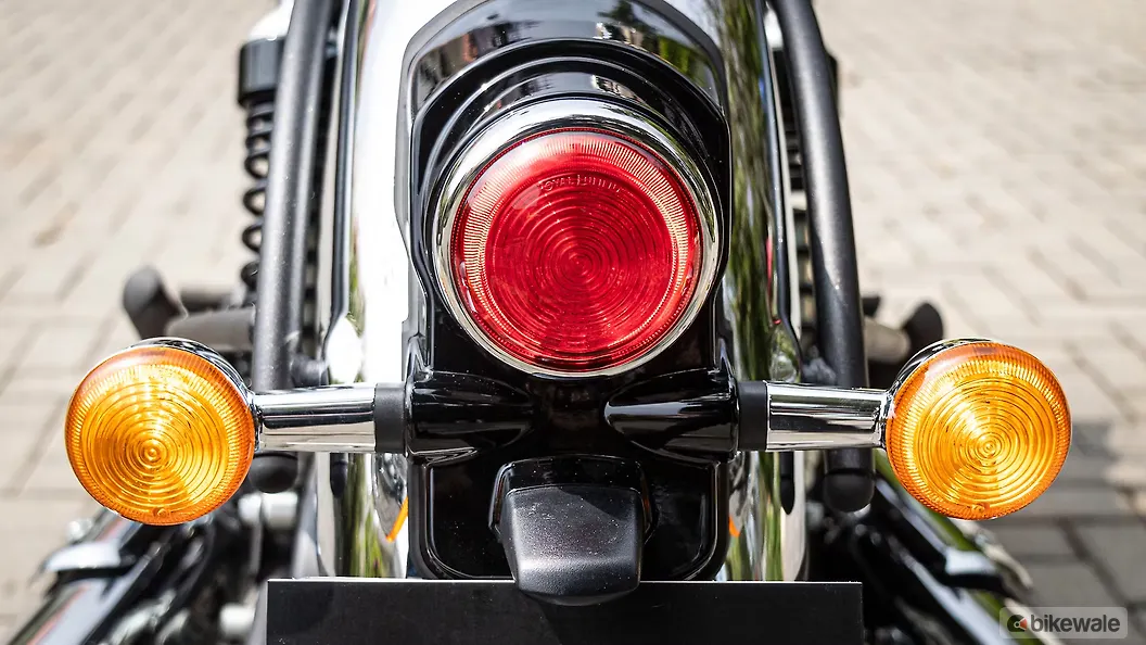 Royal Enfield Classic 650 Rear Turn Indicators Image – BikeWale