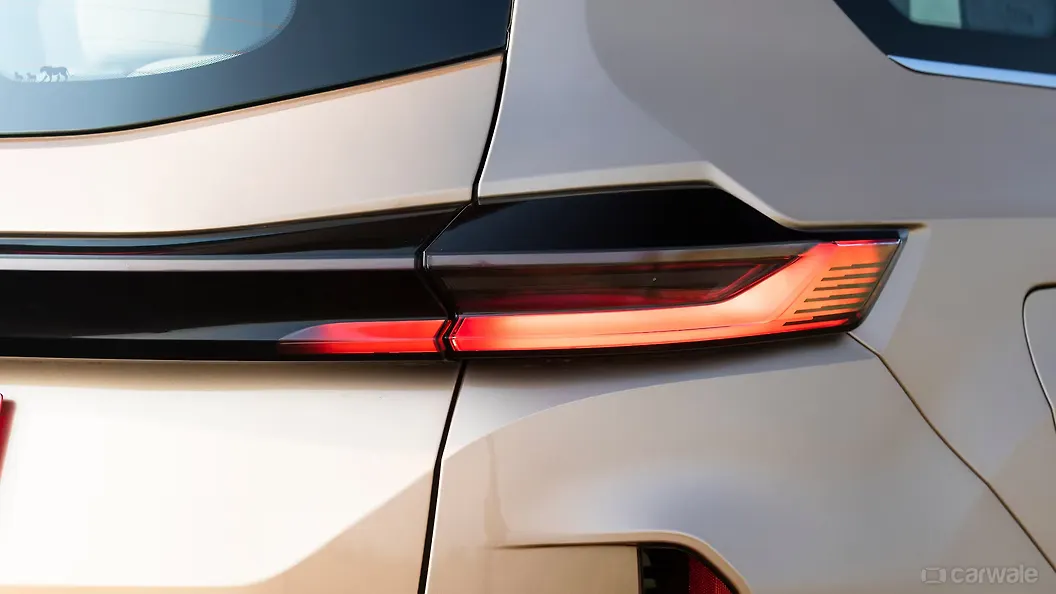 टाटा सफारी रियर सिग्नल / ब्लिंकर लाइट