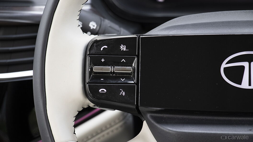 Tata Safari Left Steering Mounted Controls