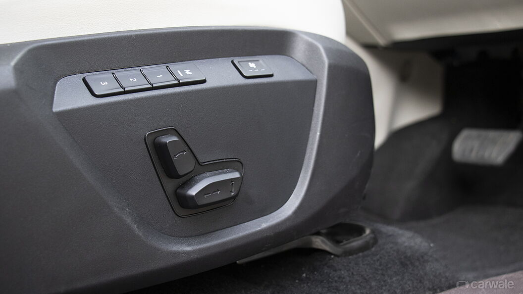 Tata Safari Seat Adjustment Electric for Driver