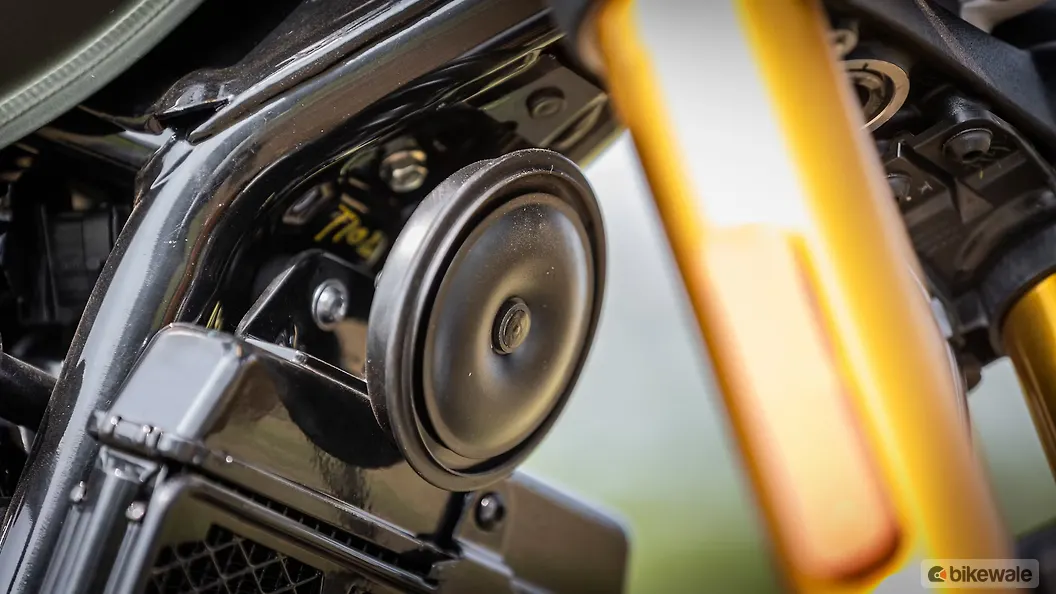 Triumph Scrambler 400 X [2025] Radiator Image – BikeWale