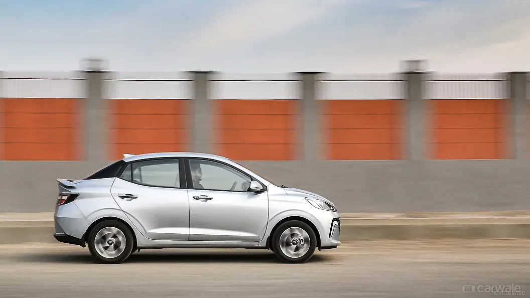 Hyundai Aura Right Side View