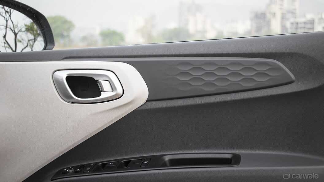 Hyundai Aura Front Right Door Pad Handle