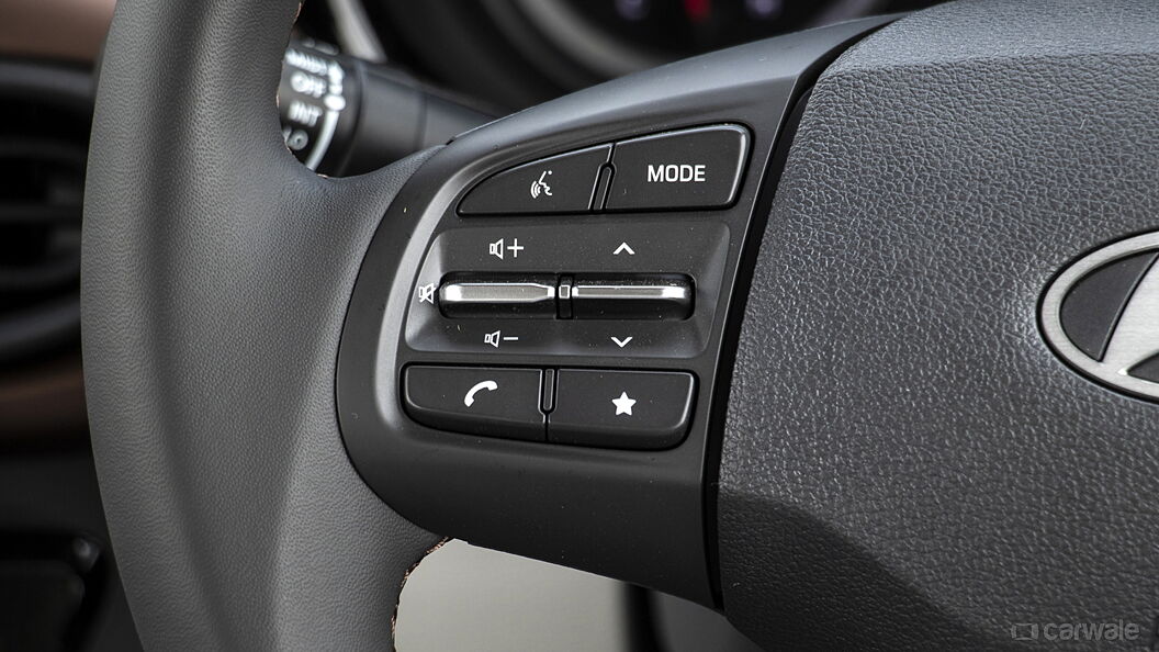 Hyundai Aura Left Steering Mounted Controls