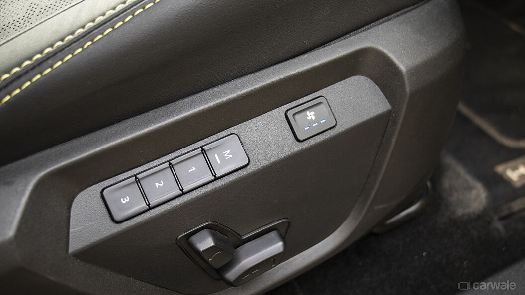 Tata Harrier Seat Memory Buttons