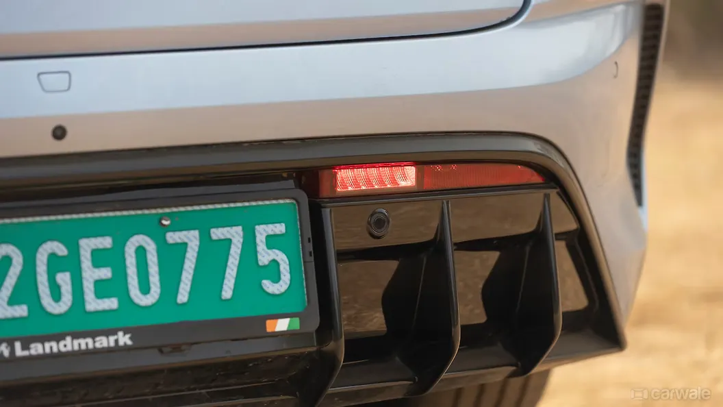 BYD Seal Reflector