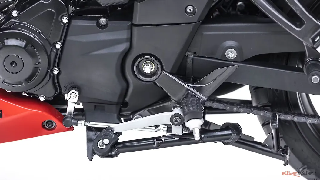 TVS Apache RTR 160 HighBeam Flasher Image BikeWale