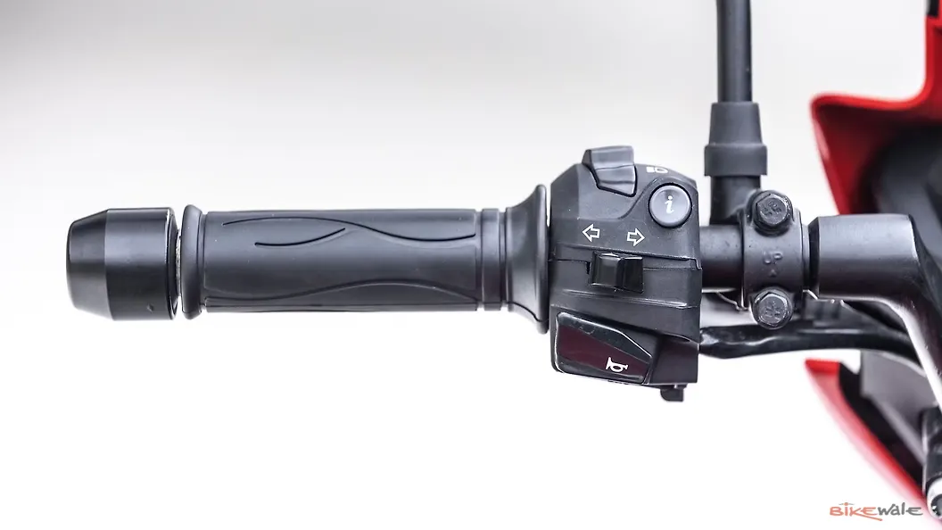 TVS Apache RTR 160 Ignition Switch Image BikeWale