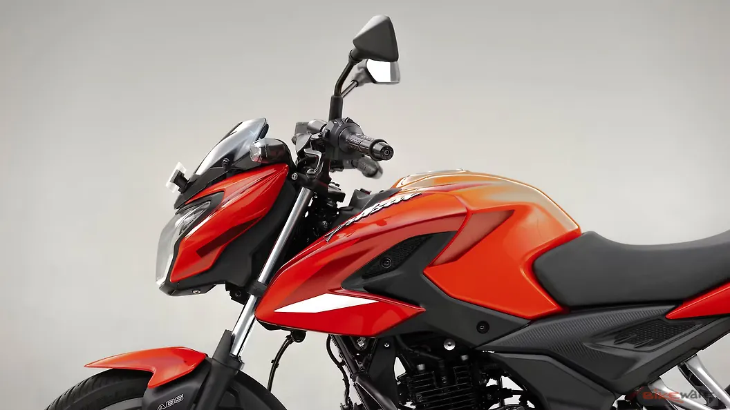 Bajaj Pulsar P150 Fuel Tank Image BikeWale