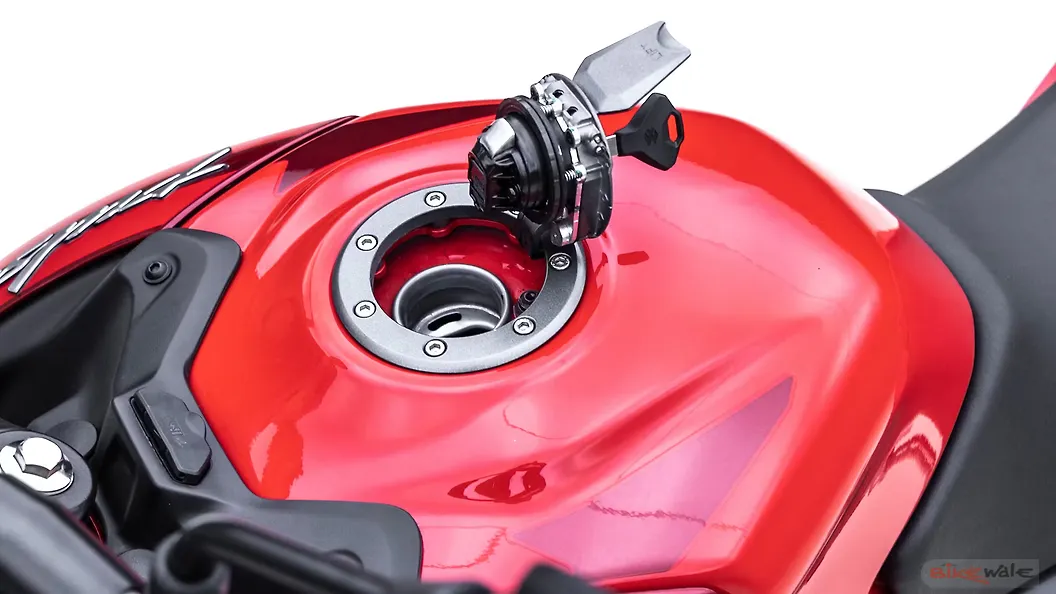 Bajaj Pulsar P150 Fuel Tank Image BikeWale