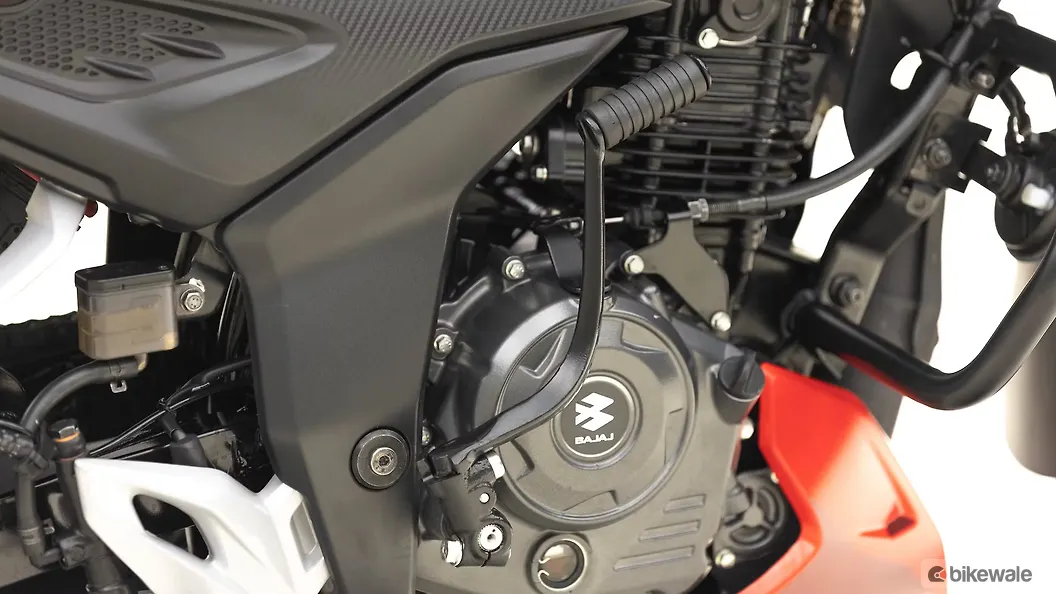 Bajaj Pulsar P150 Kickstarter Image – BikeWale