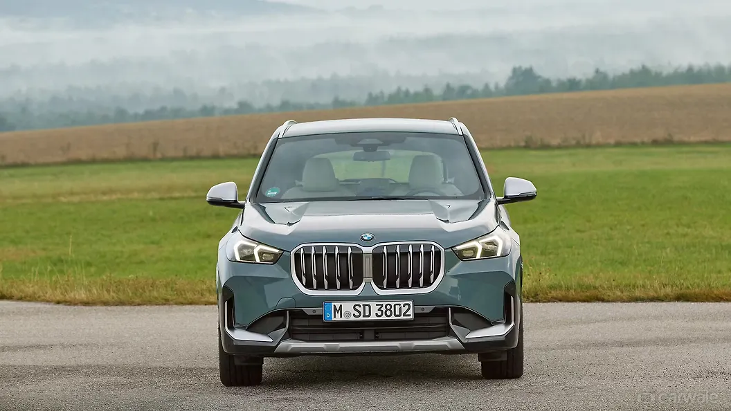 X1 Image X1 Right Front Three Quarter Image, X1 Photos in India - CarWale