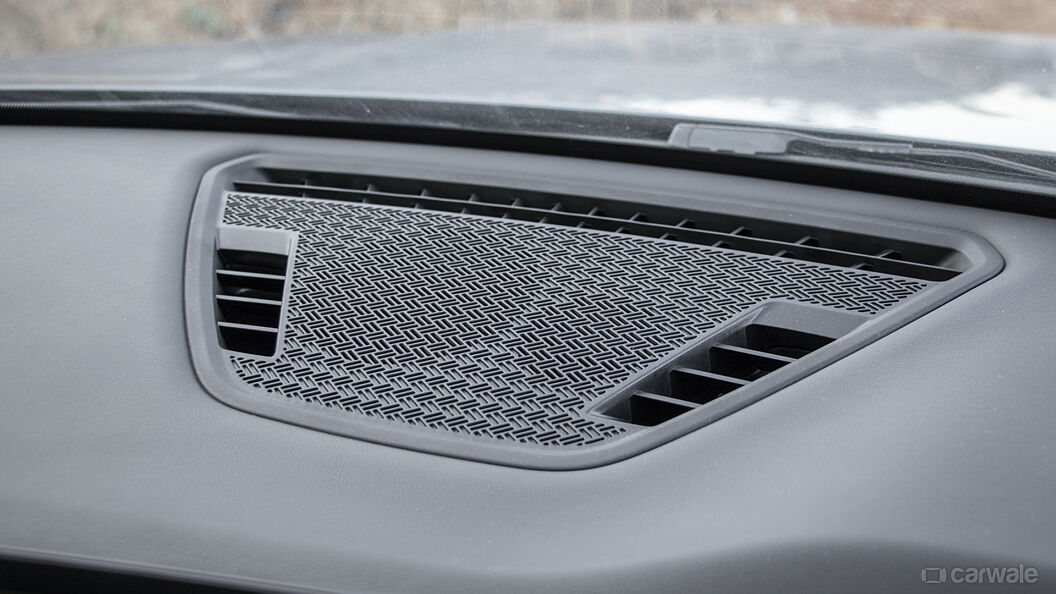 BMW X1 Central Dashboard - Top Storage/Speaker