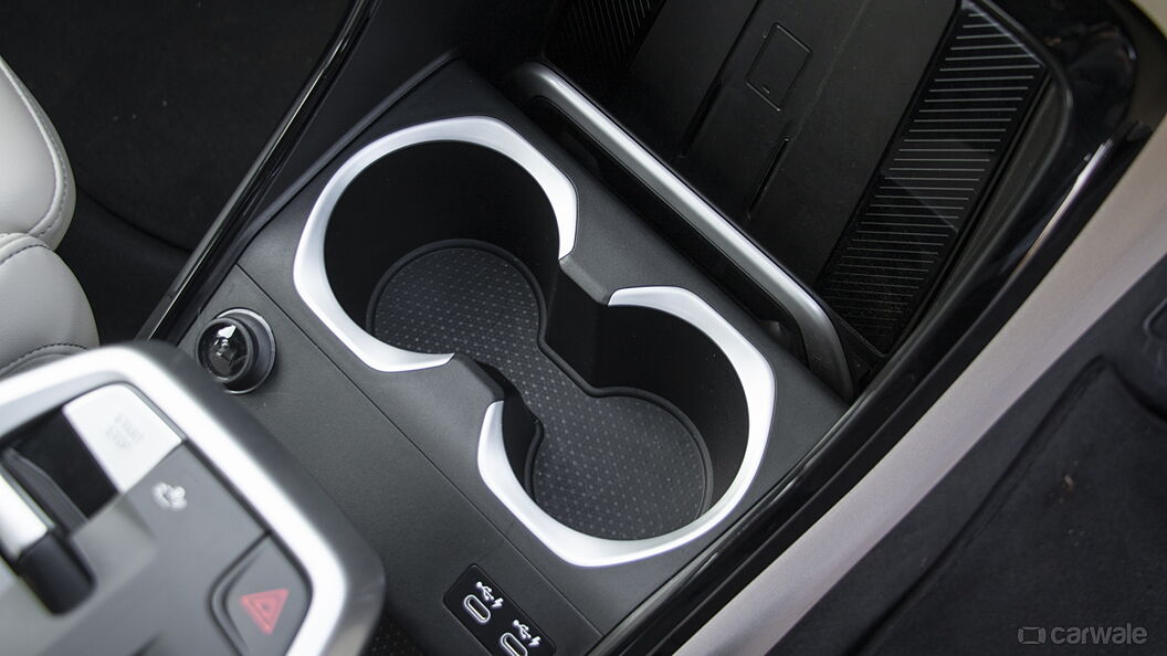 BMW X1 Cup Holders
