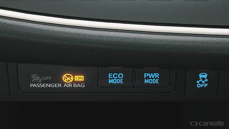 Toyota Innova Crysta Drive Mode Buttons/Terrain Selector