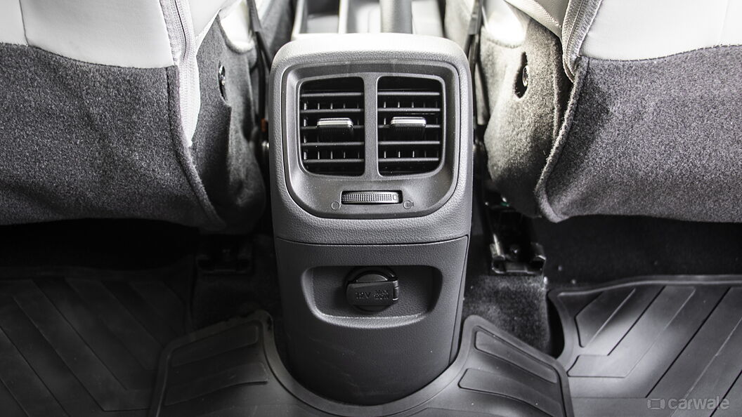 Hyundai Grand i10 Nios Rear Row AC Controls
