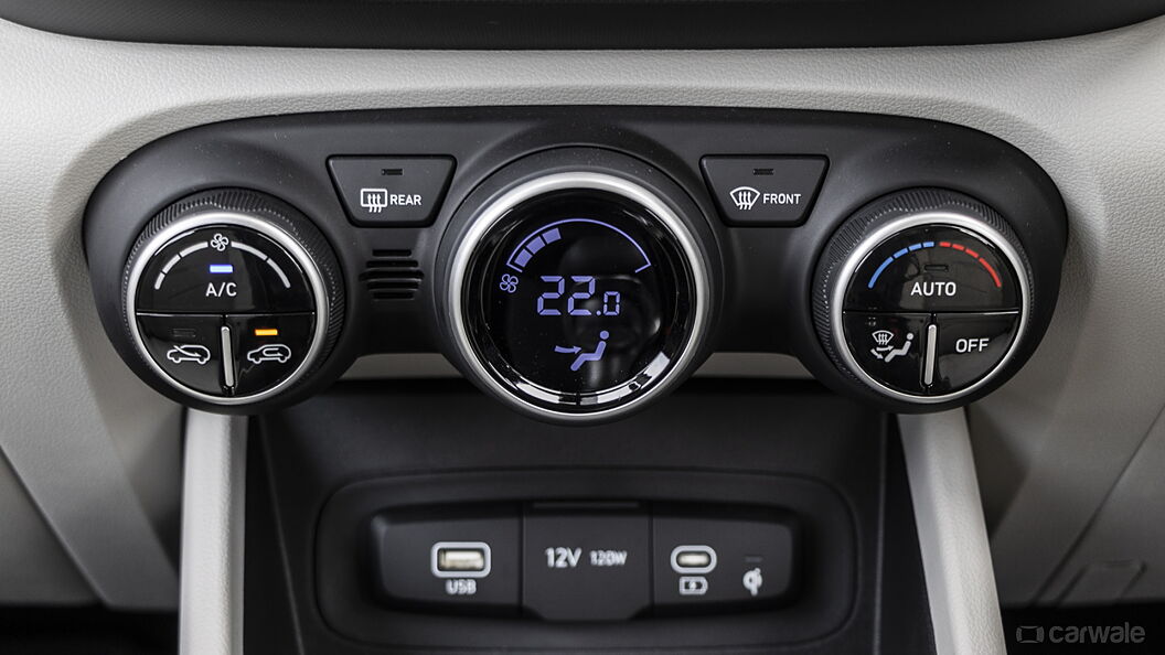 Hyundai Venue AC Controls