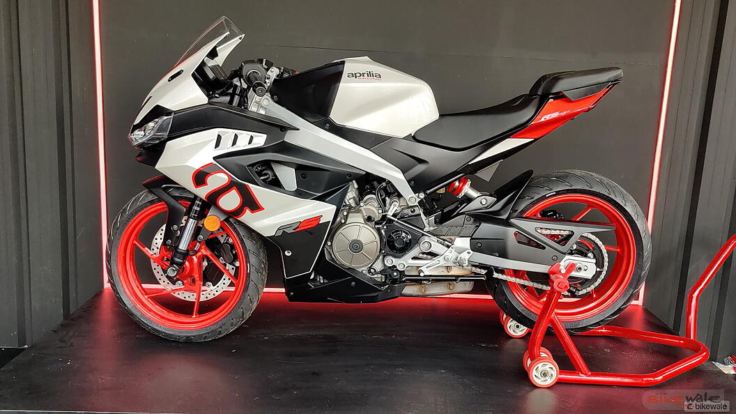 Aprilia RS 457 Right Side View Image BikeWale