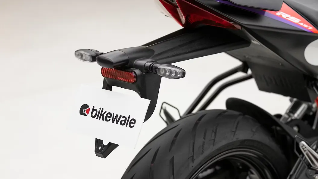 Aprilia RS 457 Rear Mudguard Image – BikeWale