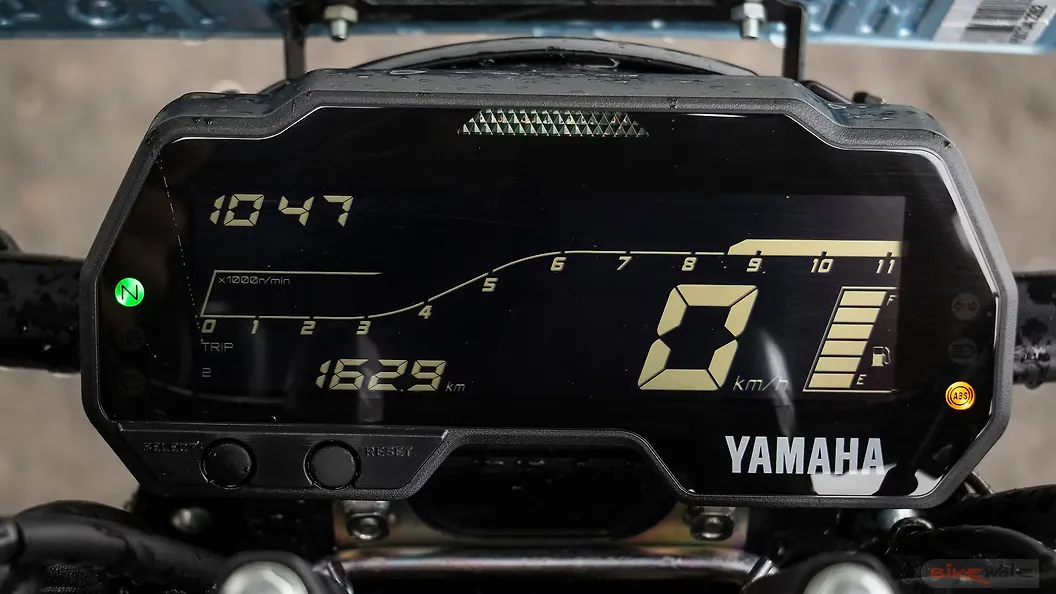 Yamaha FZS Fi V4 Fuel Gauge Image BikeWale