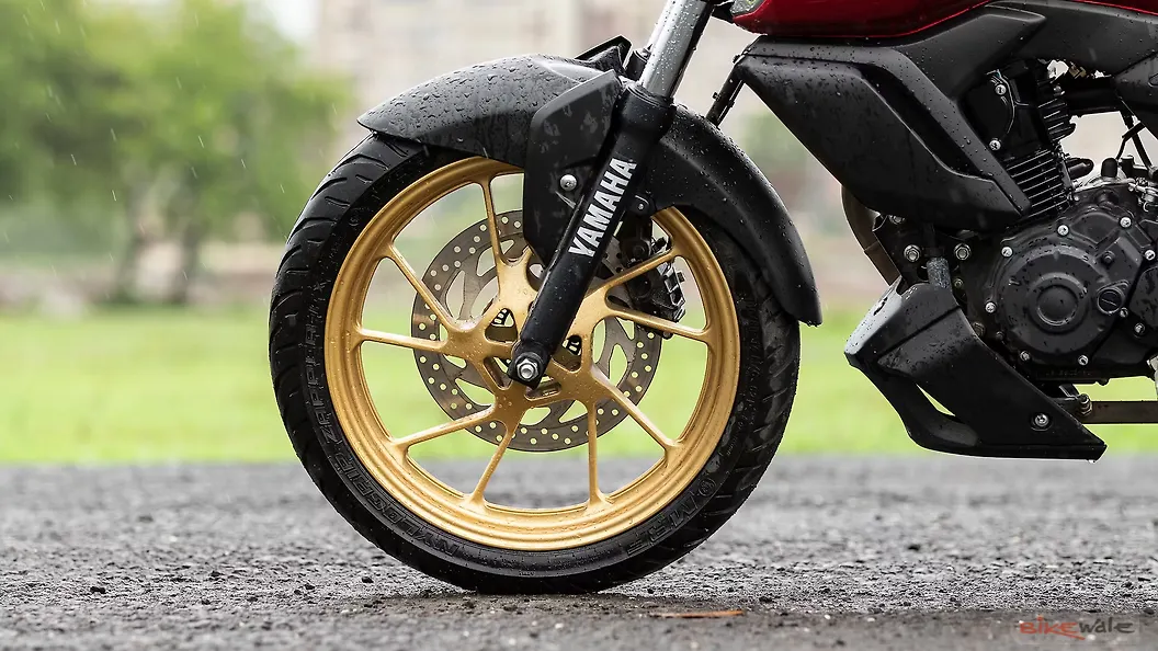 Yamaha FZS Fi V4 Bar End weight Image – BikeWale