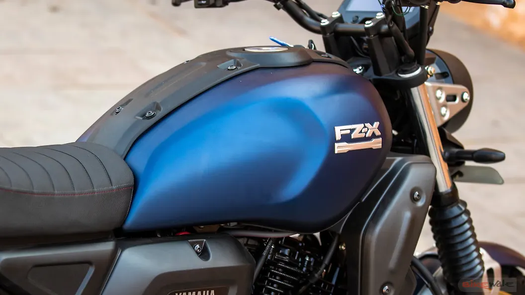 yamaha fz v2 petrol tank price