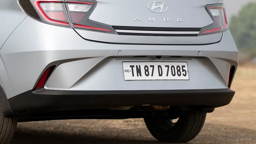 ऑरा Rear Bumper इमेज, ऑरा भारत में फ़ोटोज़ - कारवाले