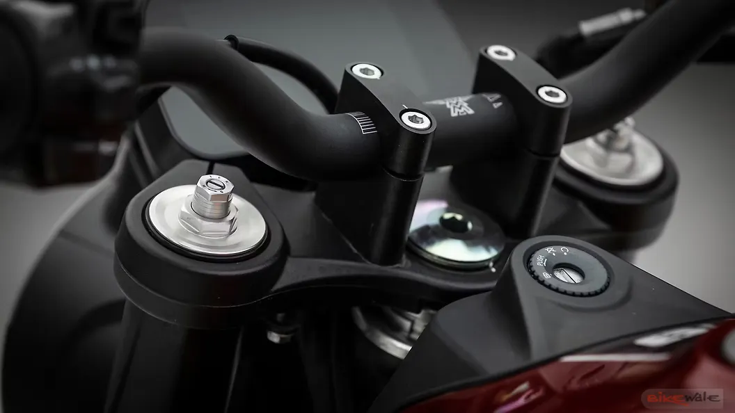 Moto Morini Seiemmezzo Front Suspension Preload Adjuster Image BikeWale