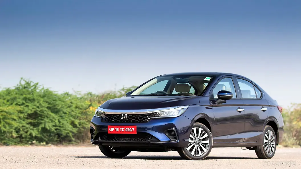 Discontinued Honda City 4th Generation Left Front Three Quarter