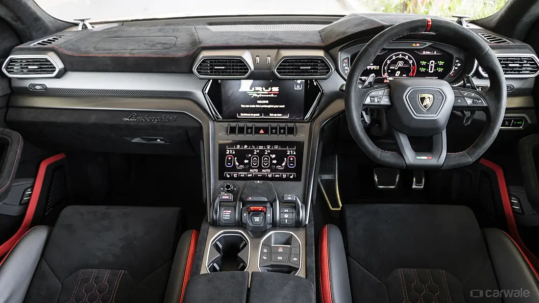 Lamborghini Urus Performante Dashboard