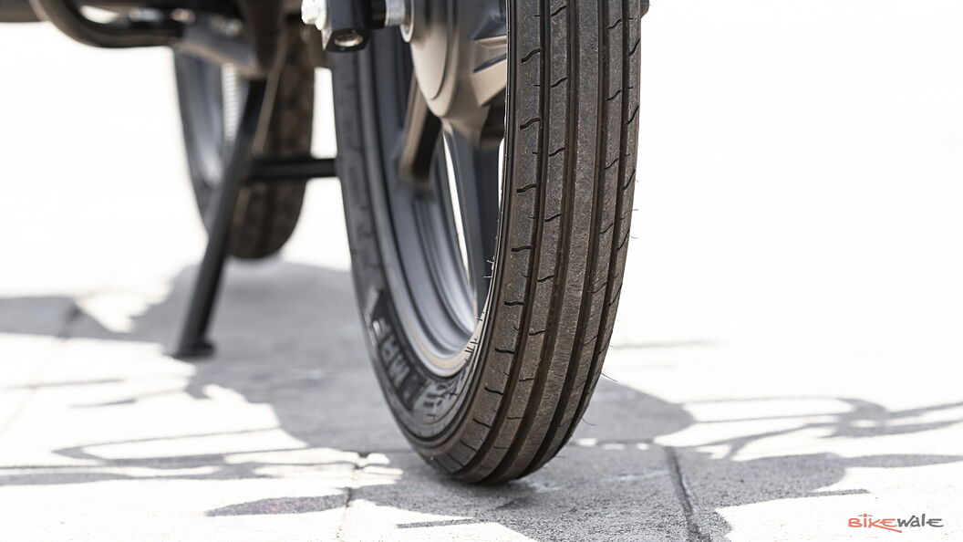 price of tubeless tyre for honda shine