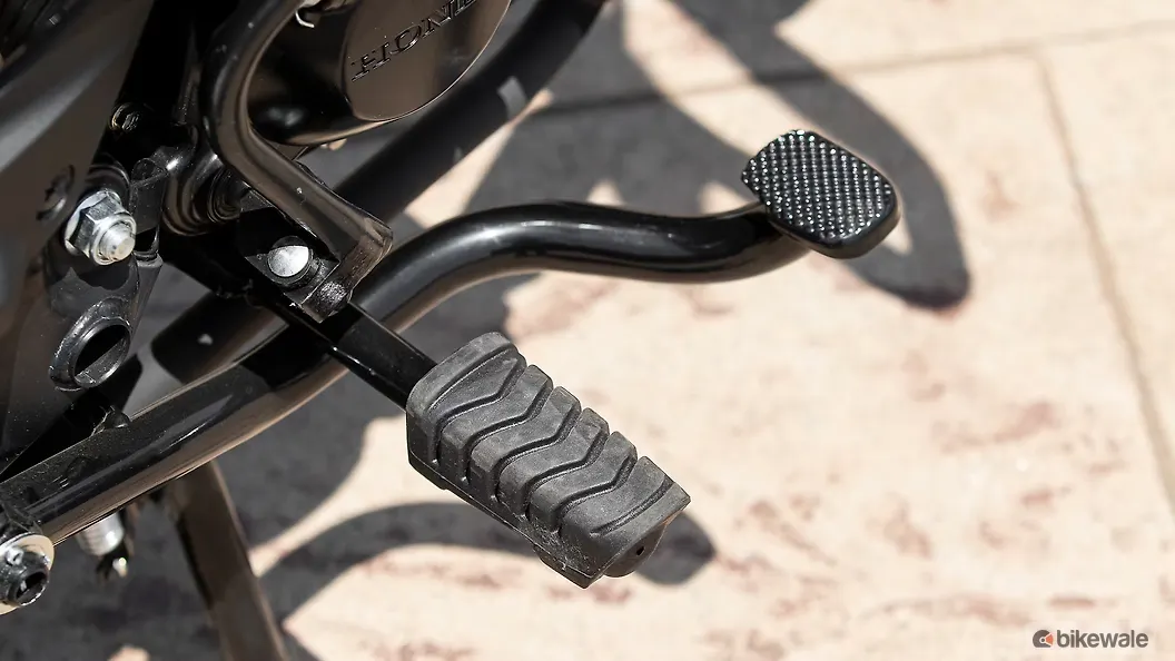 Honda Shine 100 Pillion Footrest Image BikeWale