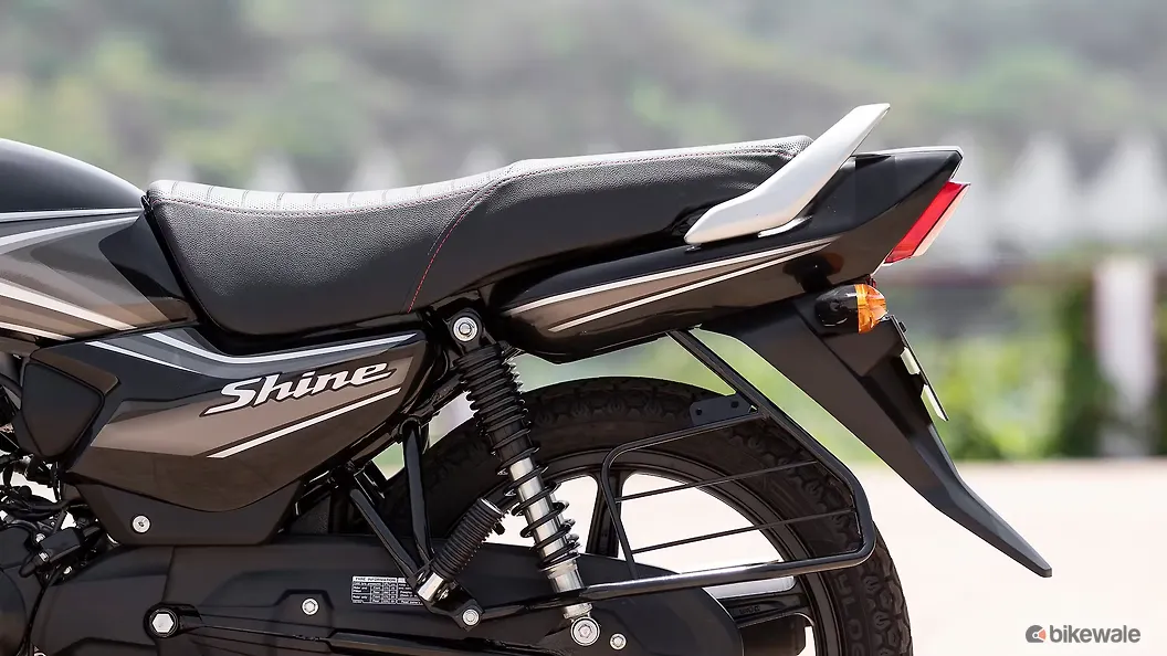 Honda Shine 100 Rear Mudguard Image BikeWale