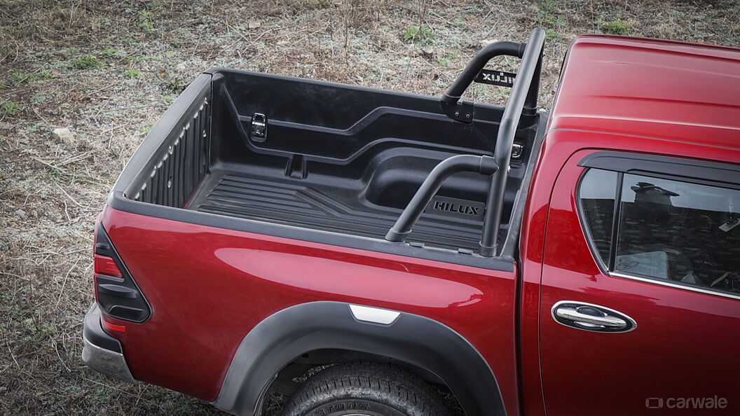 Toyota Hilux Open Boot/Trunk