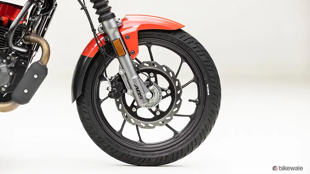 Hero Xpulse 200T 4V Right Side View