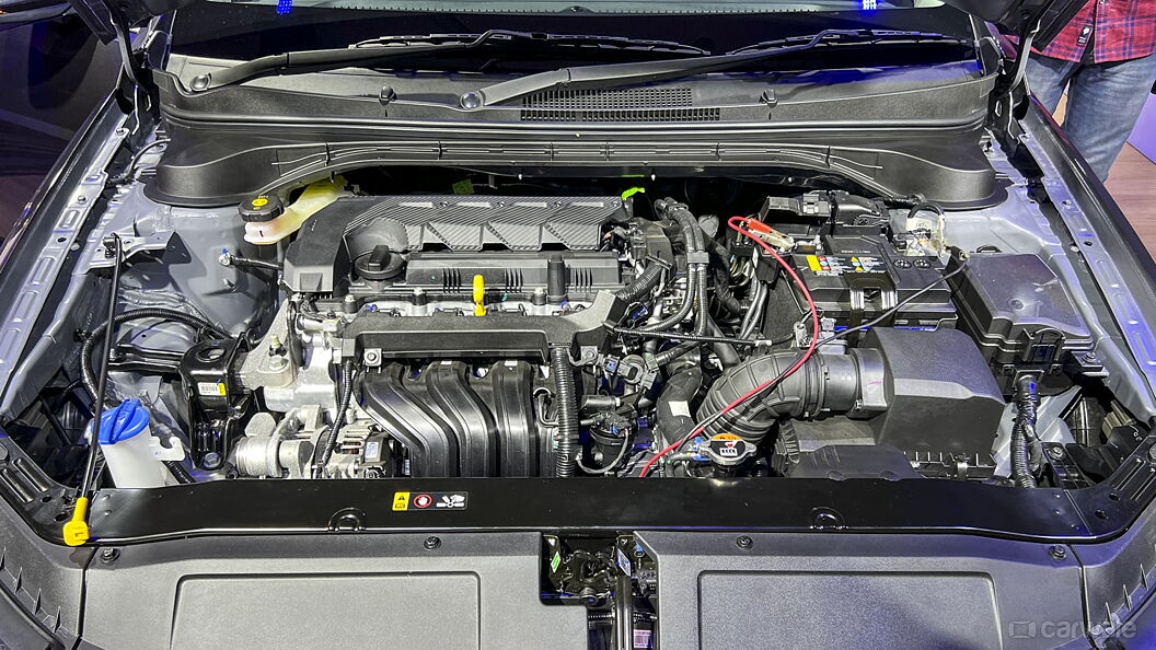 Hyundai Verna Engine Shot